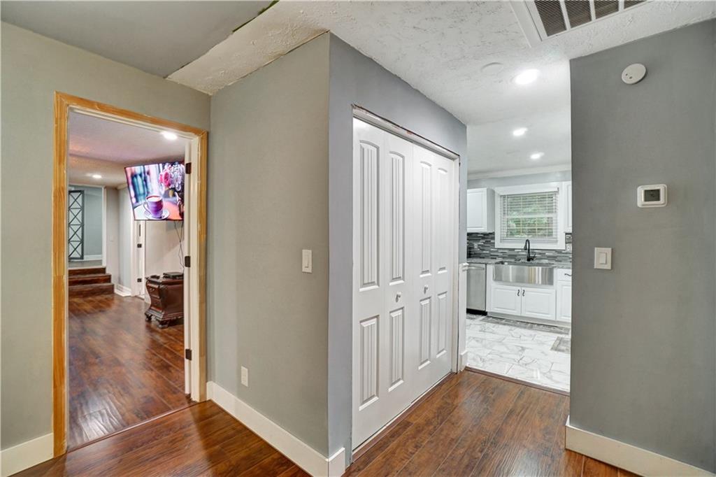 3741 100 Road