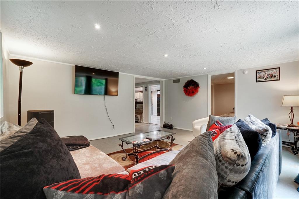 3741 100 Road