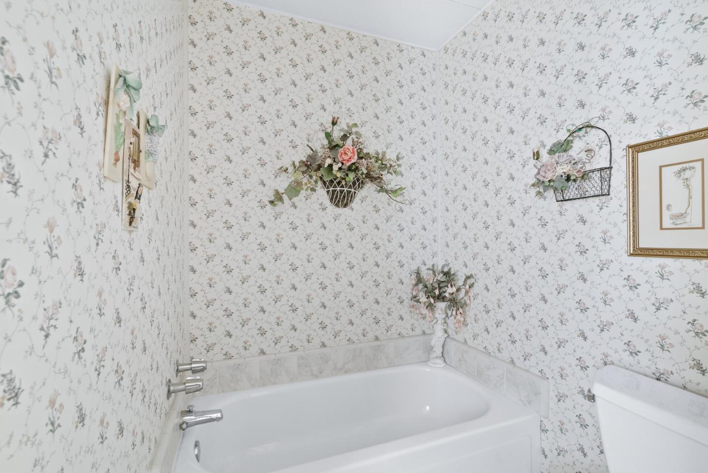 552 Bean Creek RD 115