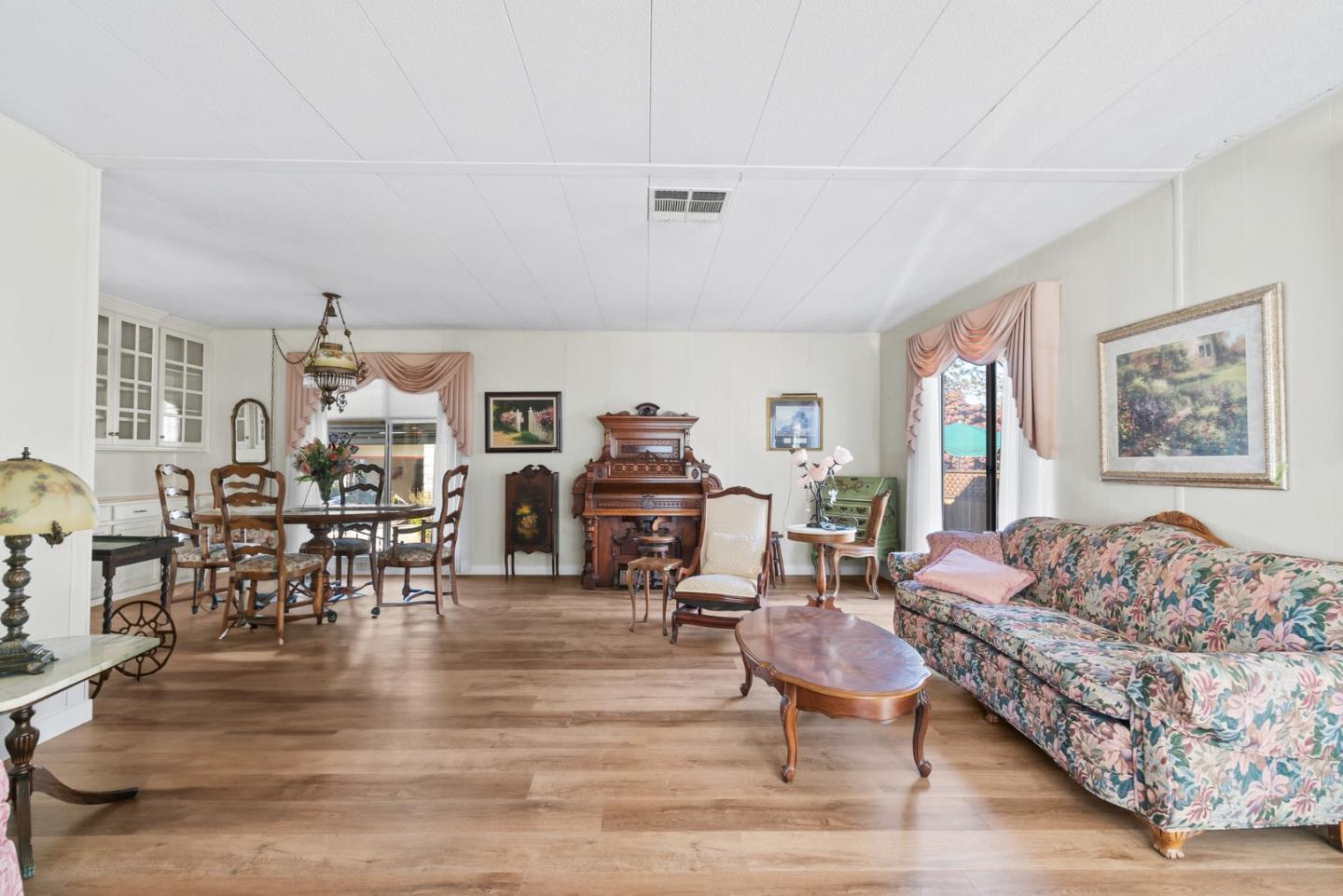 552 Bean Creek RD 115