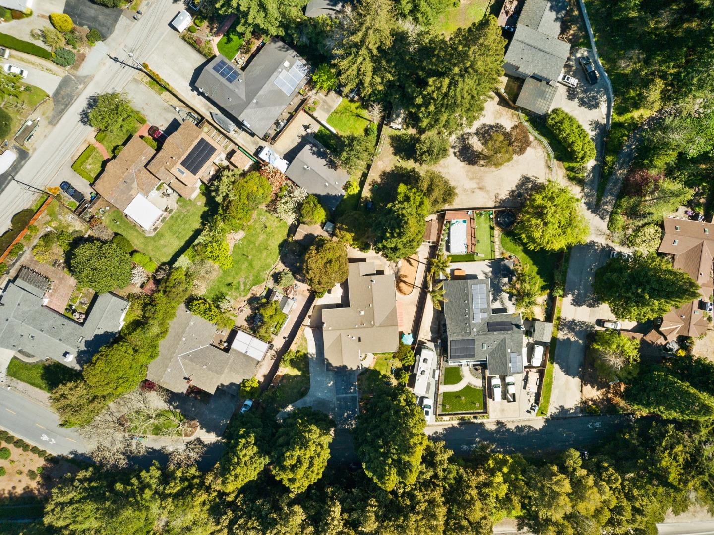 415 S Navarra DR