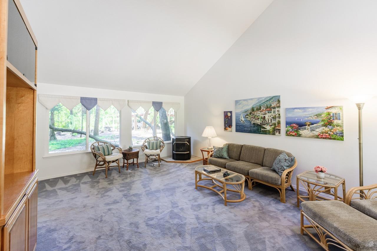 20 Braemoor DR