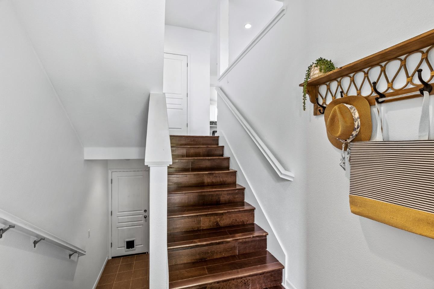 237 Bluebonnet LN 206