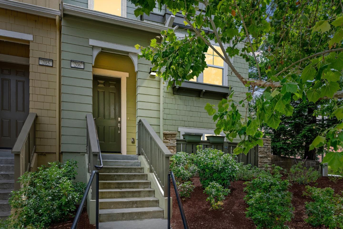 237 Bluebonnet LN 206