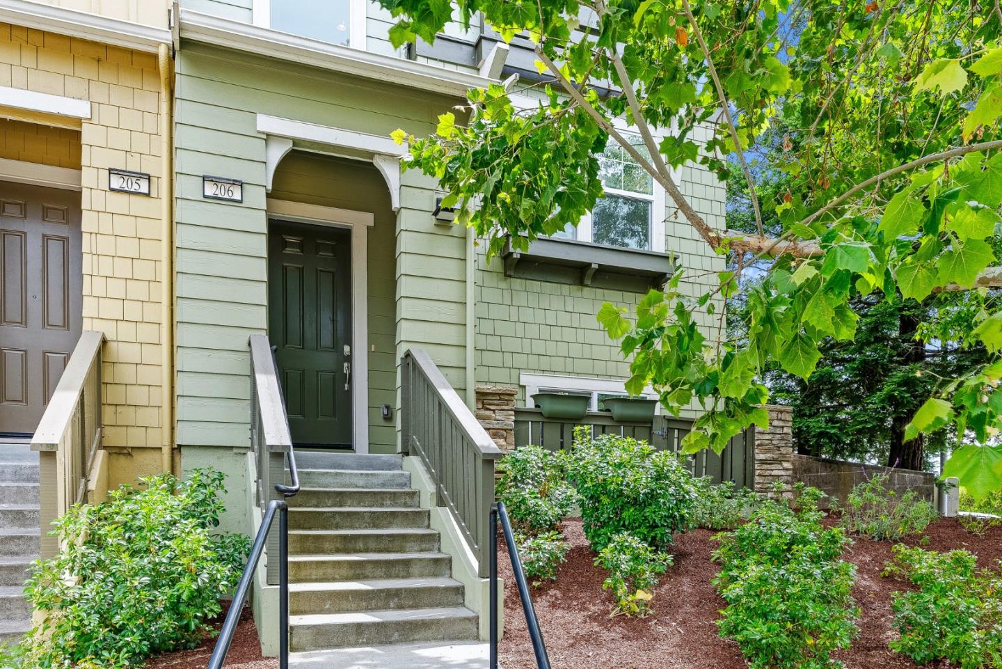 237 Bluebonnet LN 206