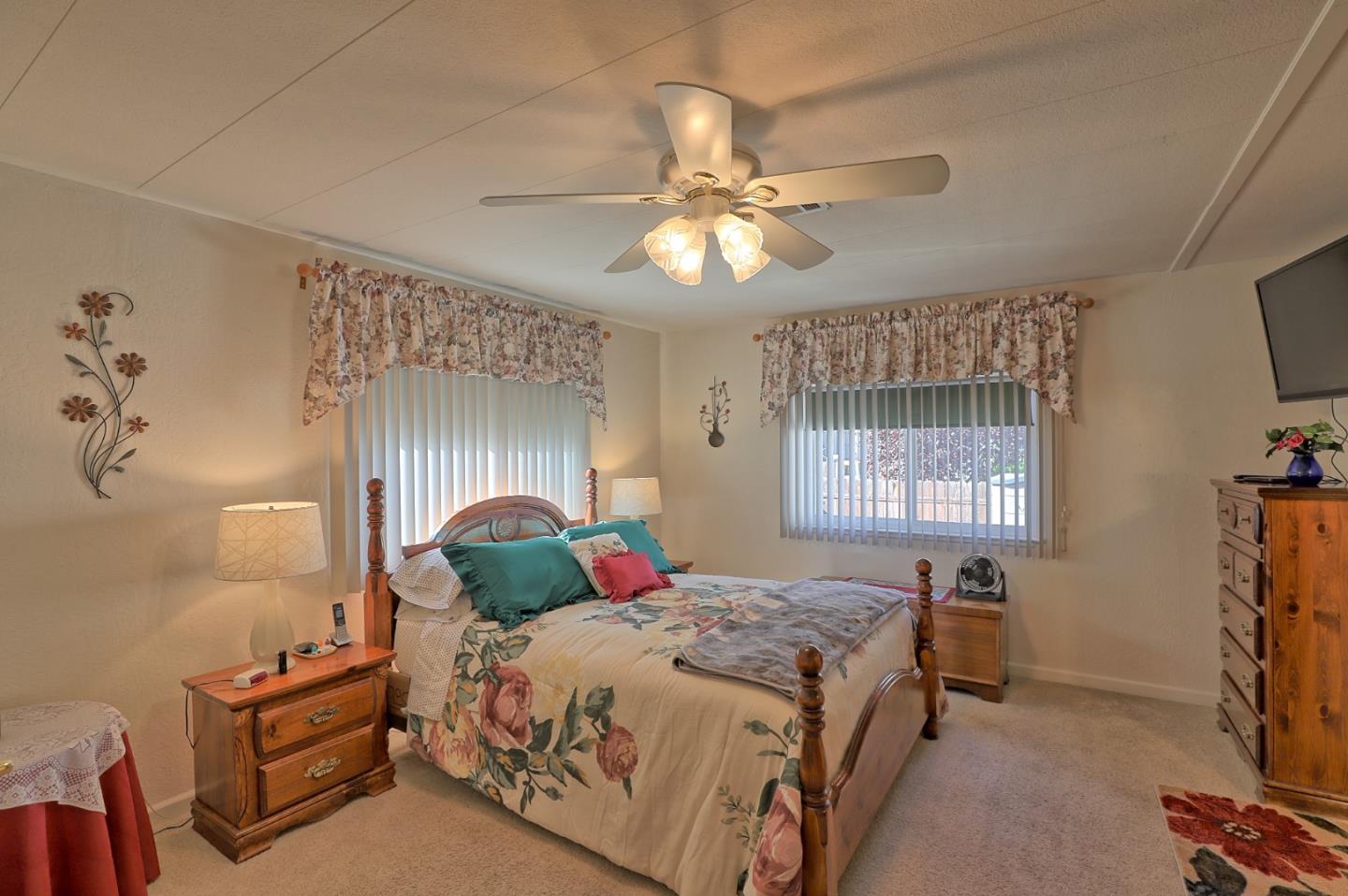 57 Creekside DR 57