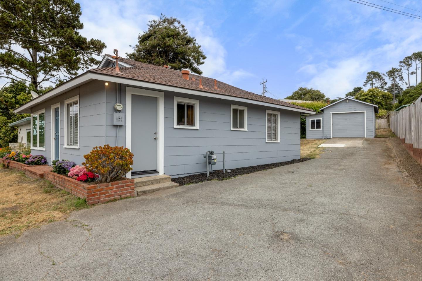 1103 Presidio Boulevard