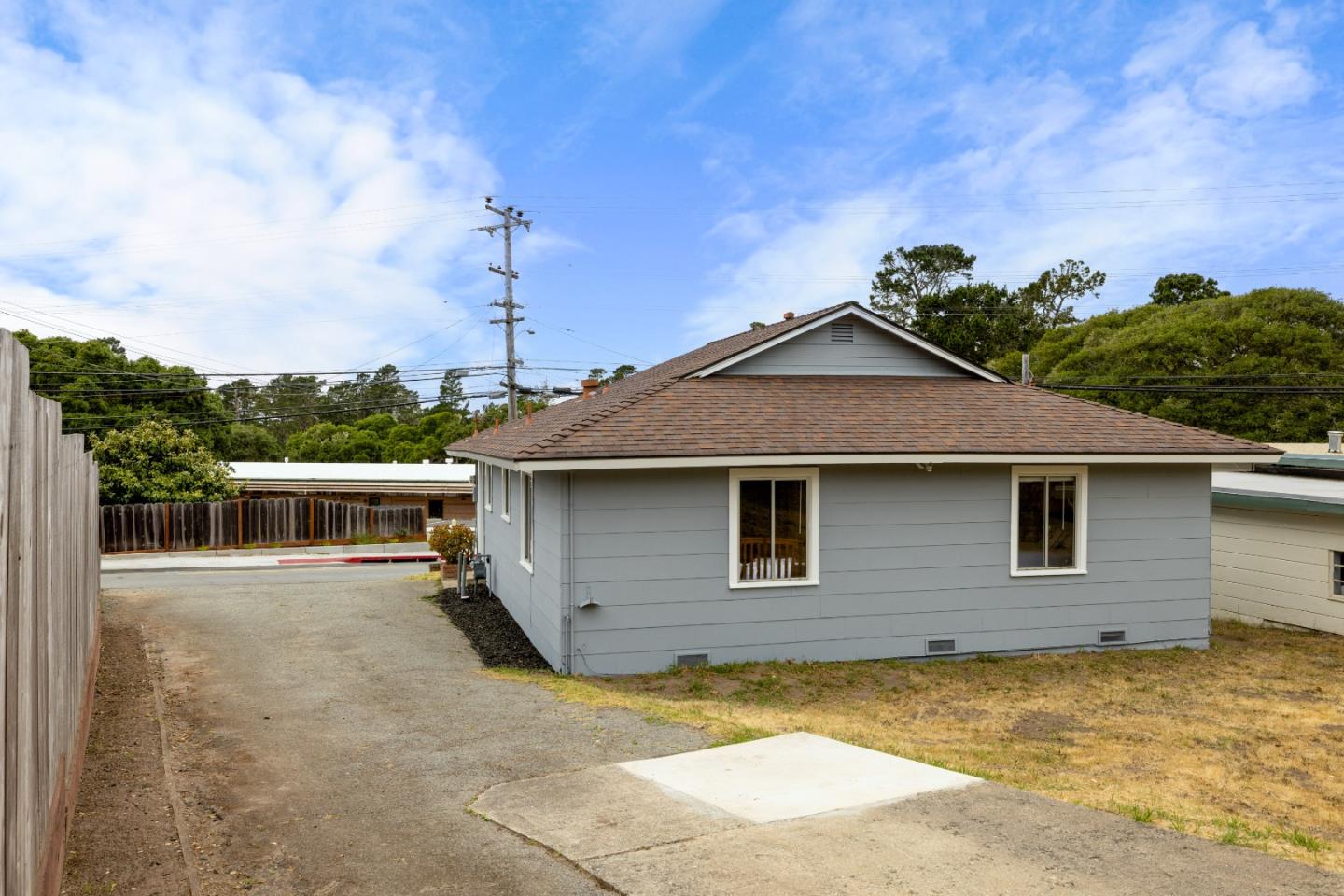 1103 Presidio Boulevard