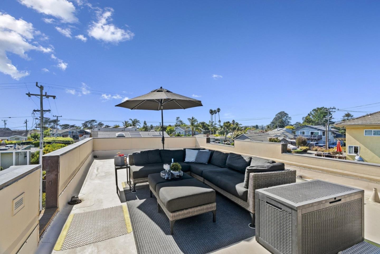 149 Coates DR