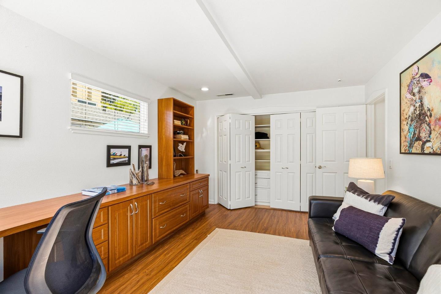 149 Coates DR