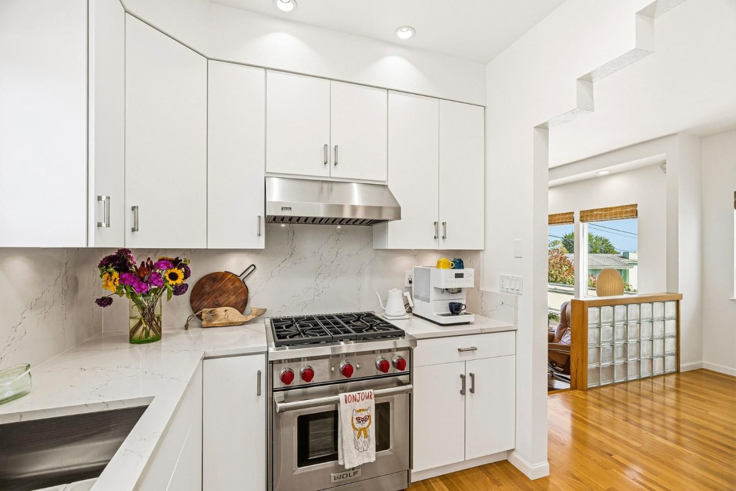149 Coates DR