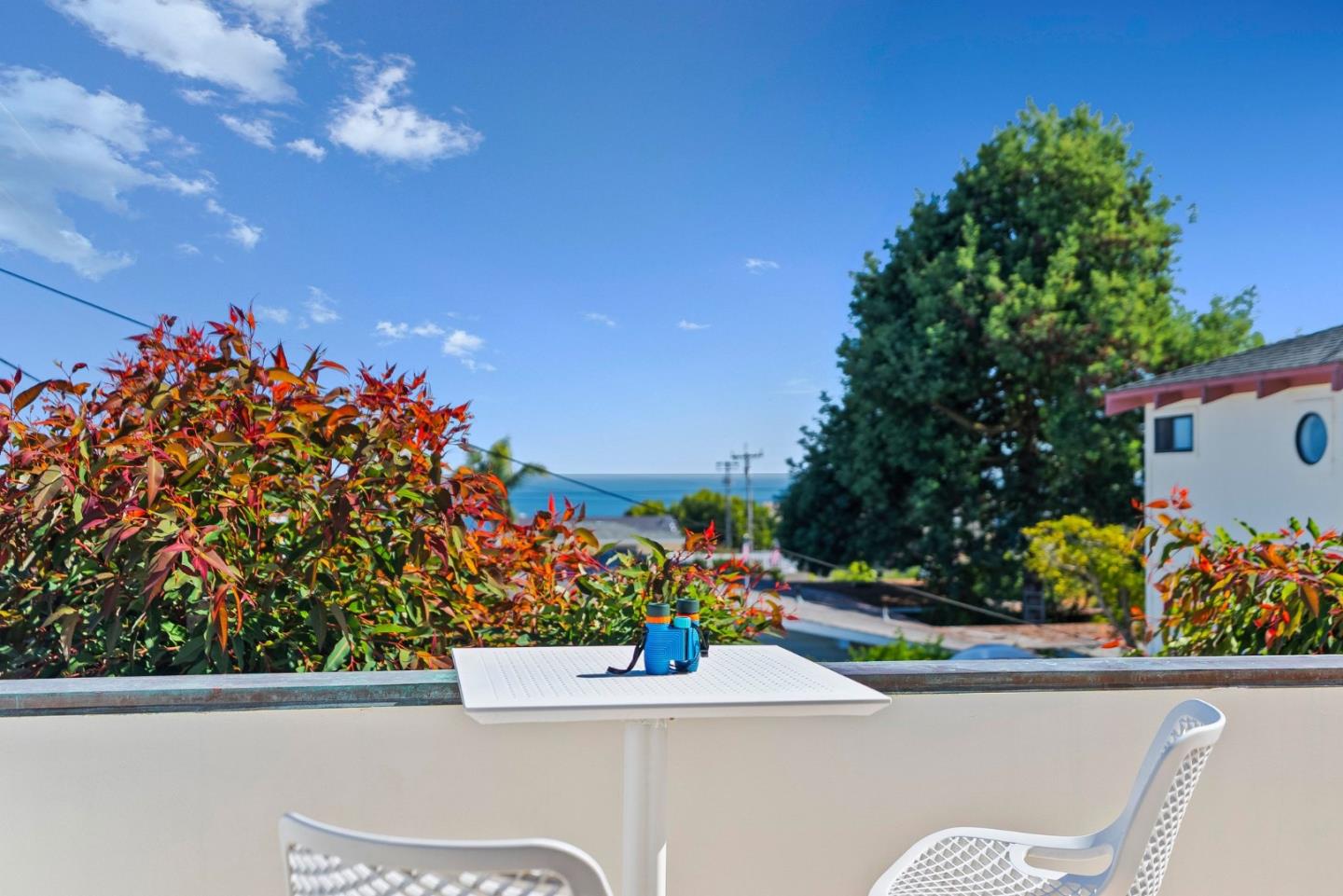 149 Coates DR