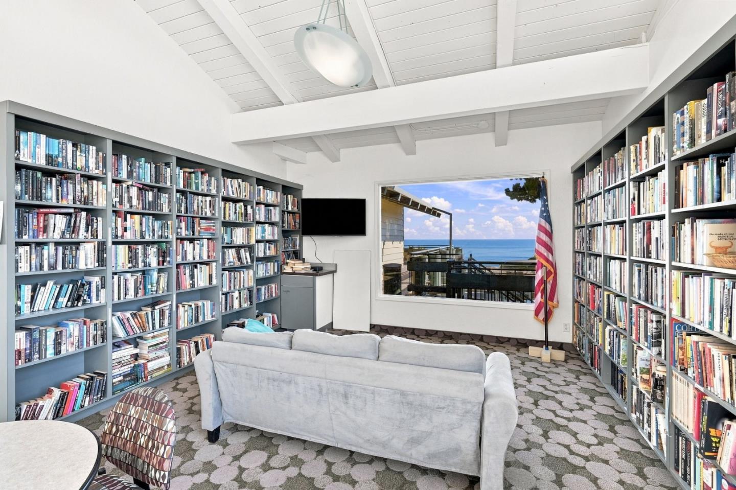 2395 Delaware AVE 85