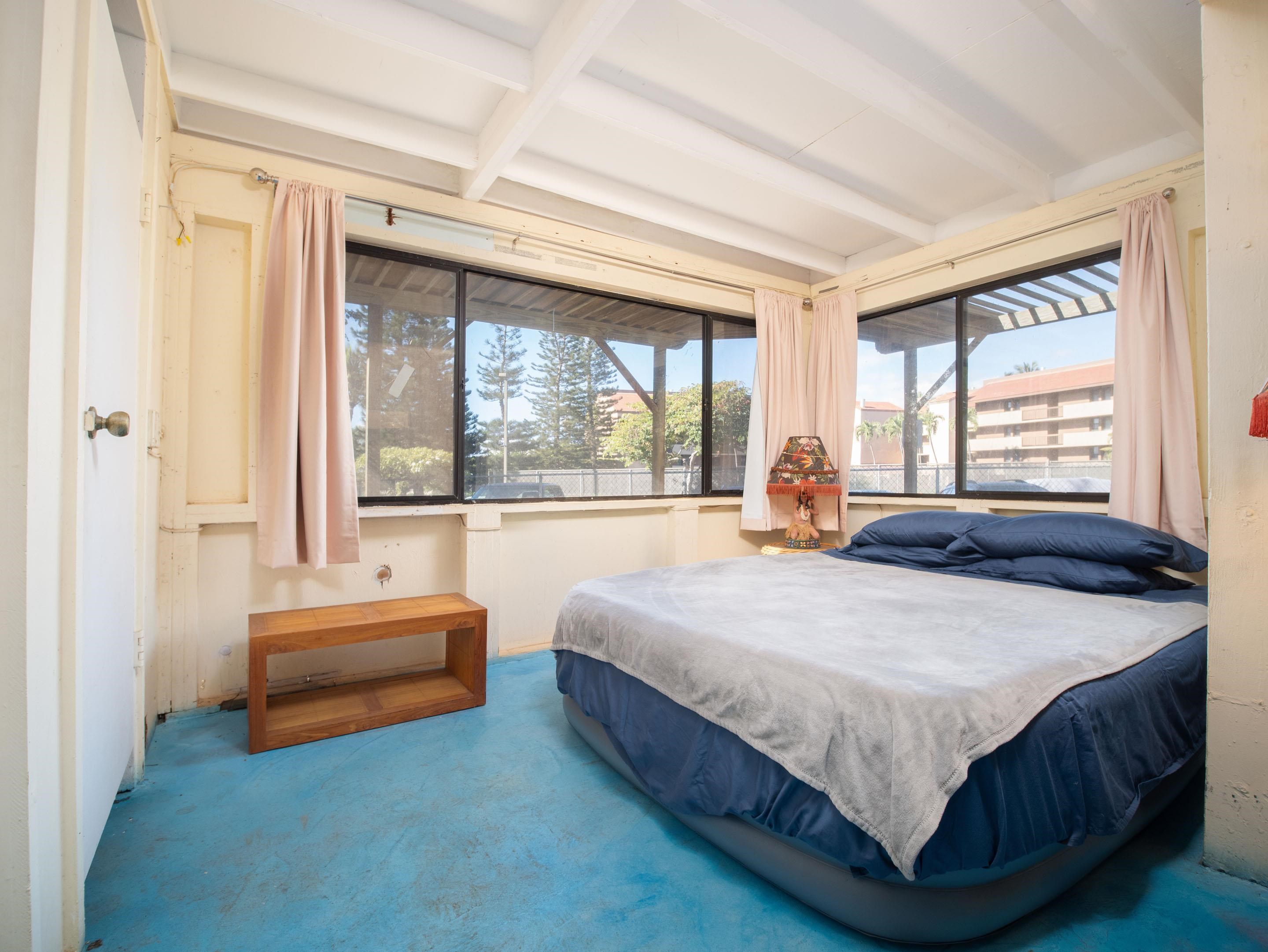 2208 Haukai Pl