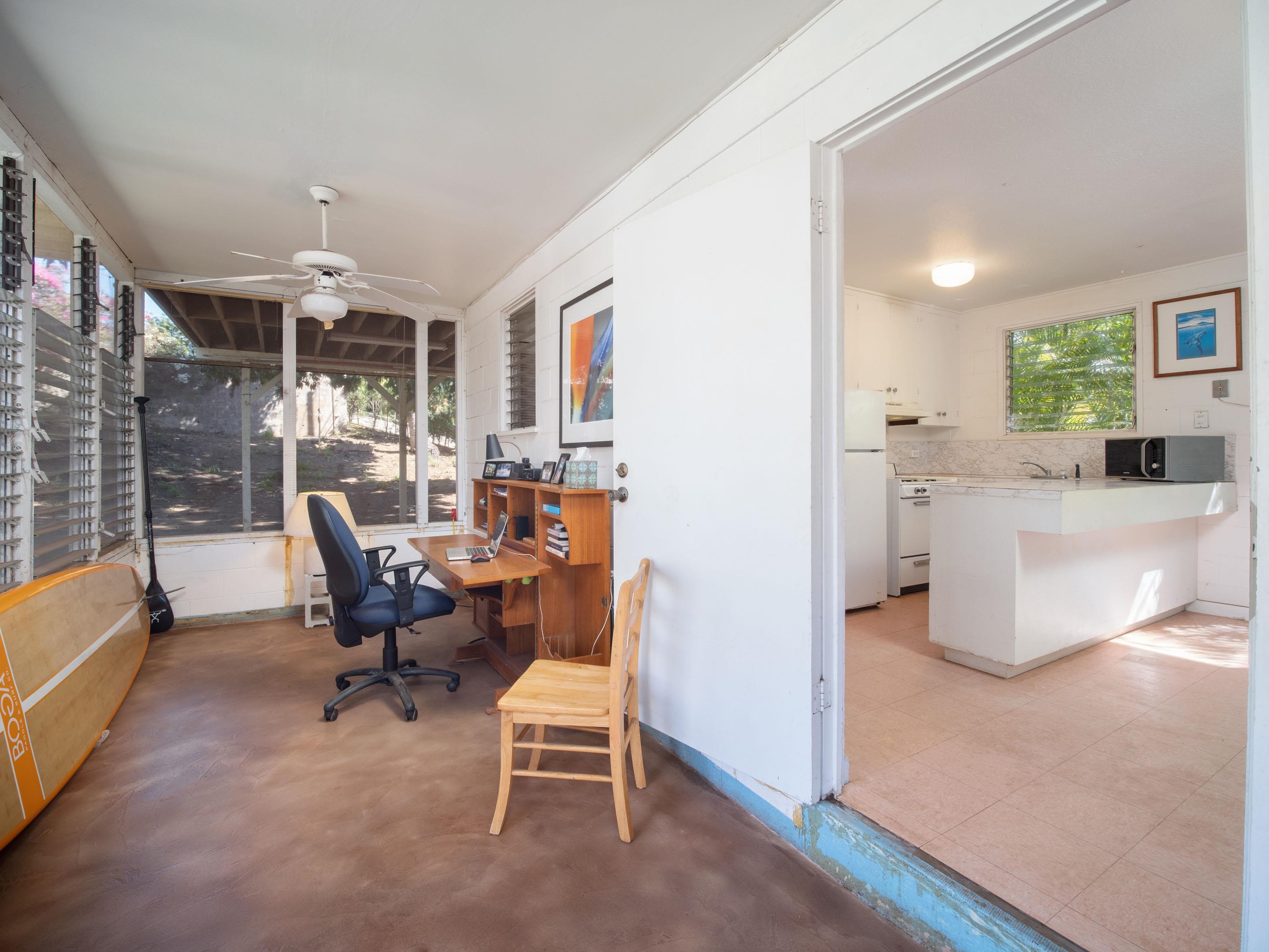 2208 Haukai Pl
