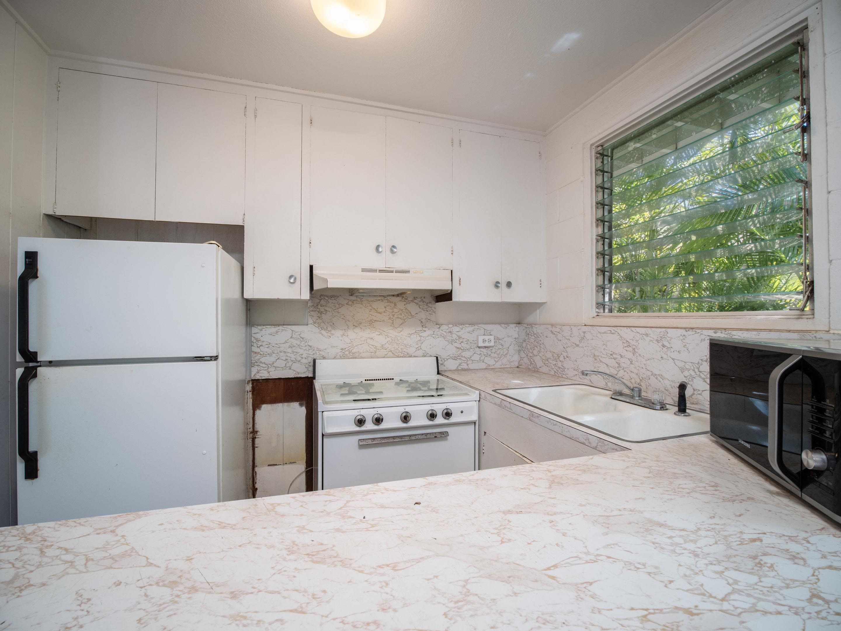 2208 Haukai Pl