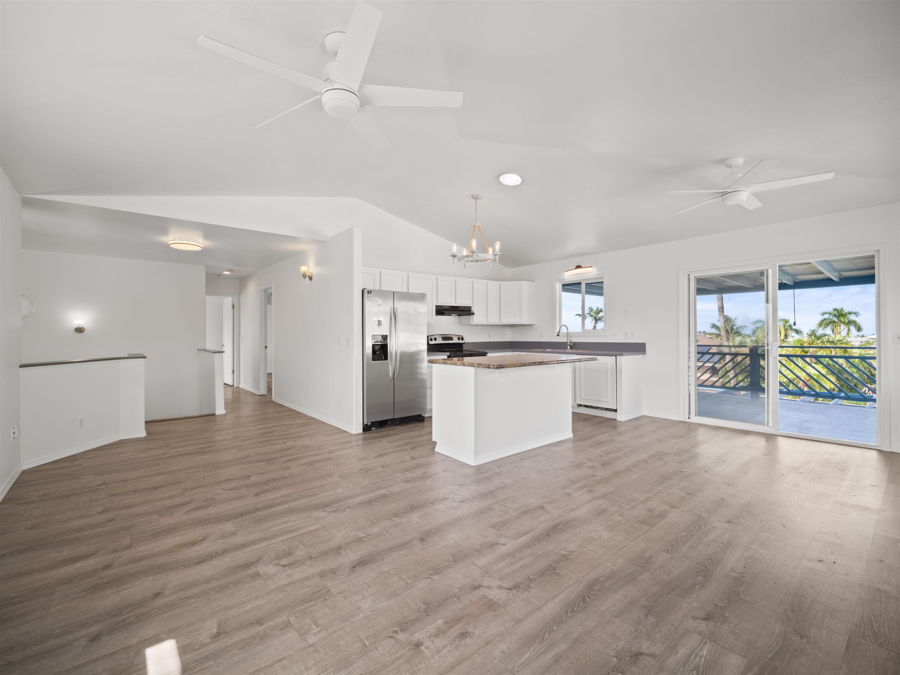 568 Kaiola St