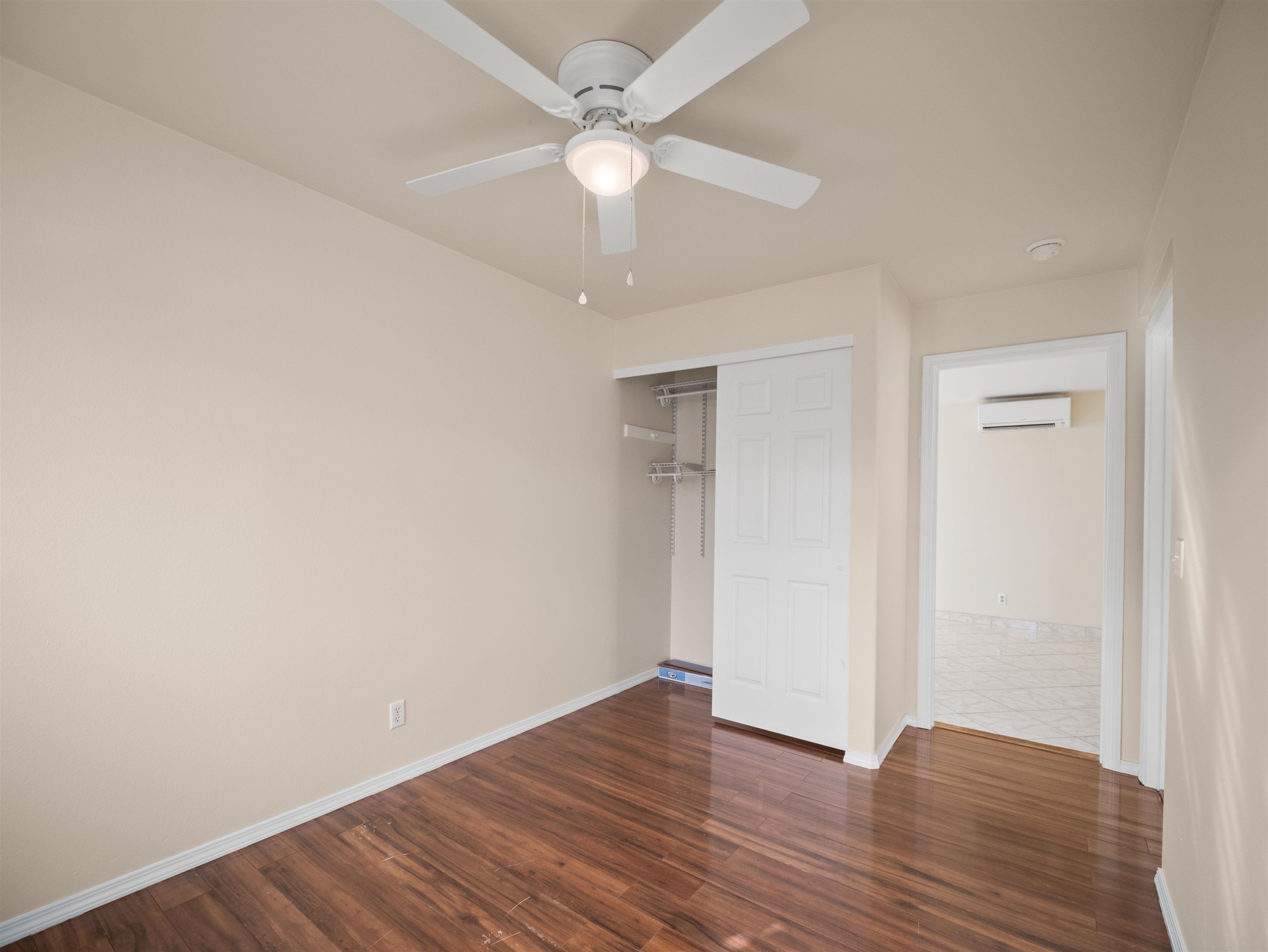 568 Kaiola St