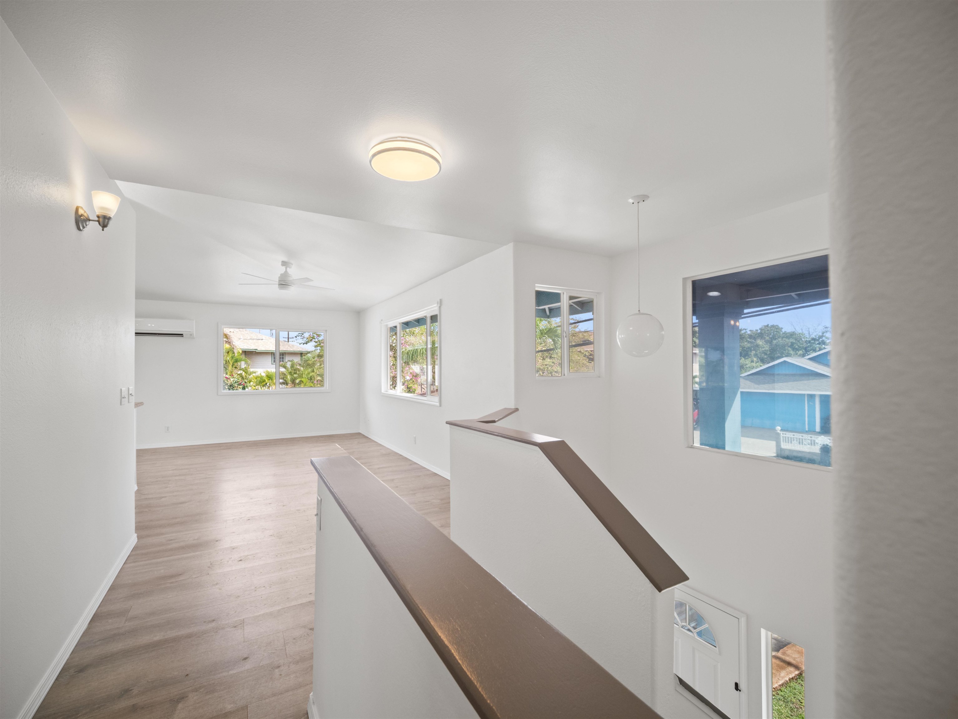 568 Kaiola St