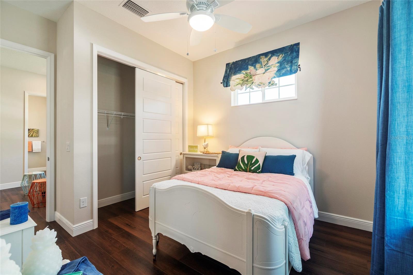 1202 FIESTA KEY CIR
