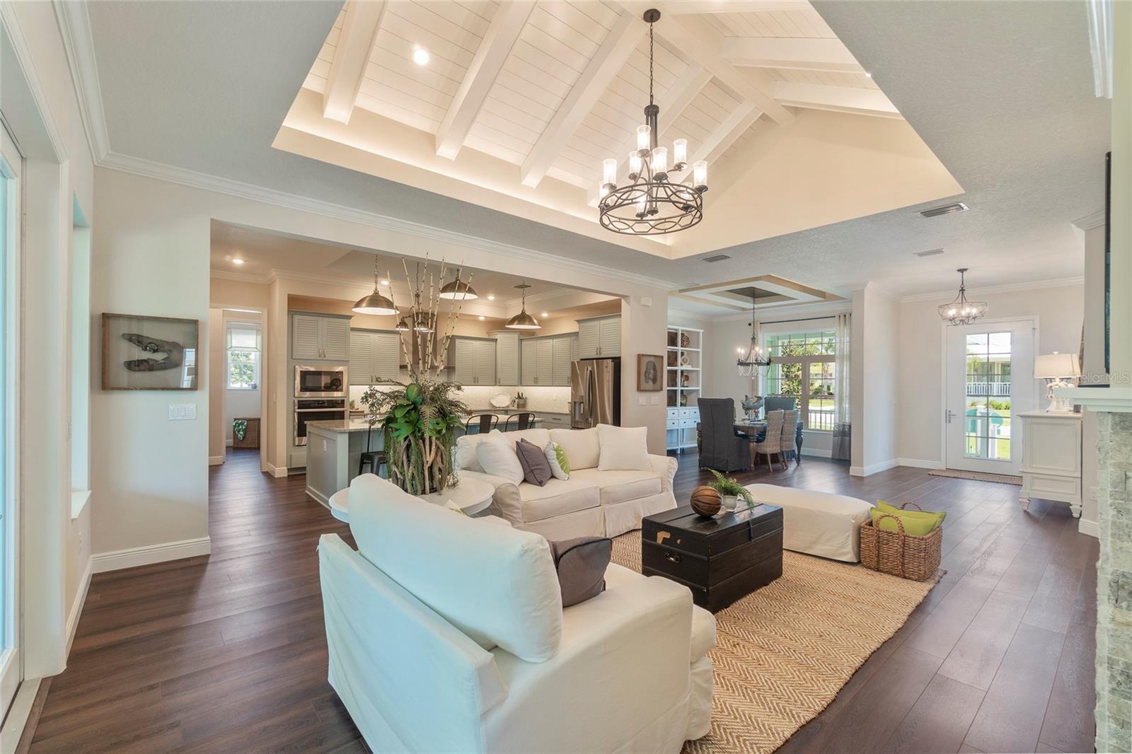 1202 FIESTA KEY CIR