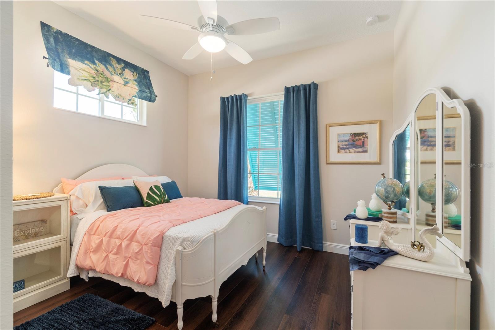 1202 FIESTA KEY CIR