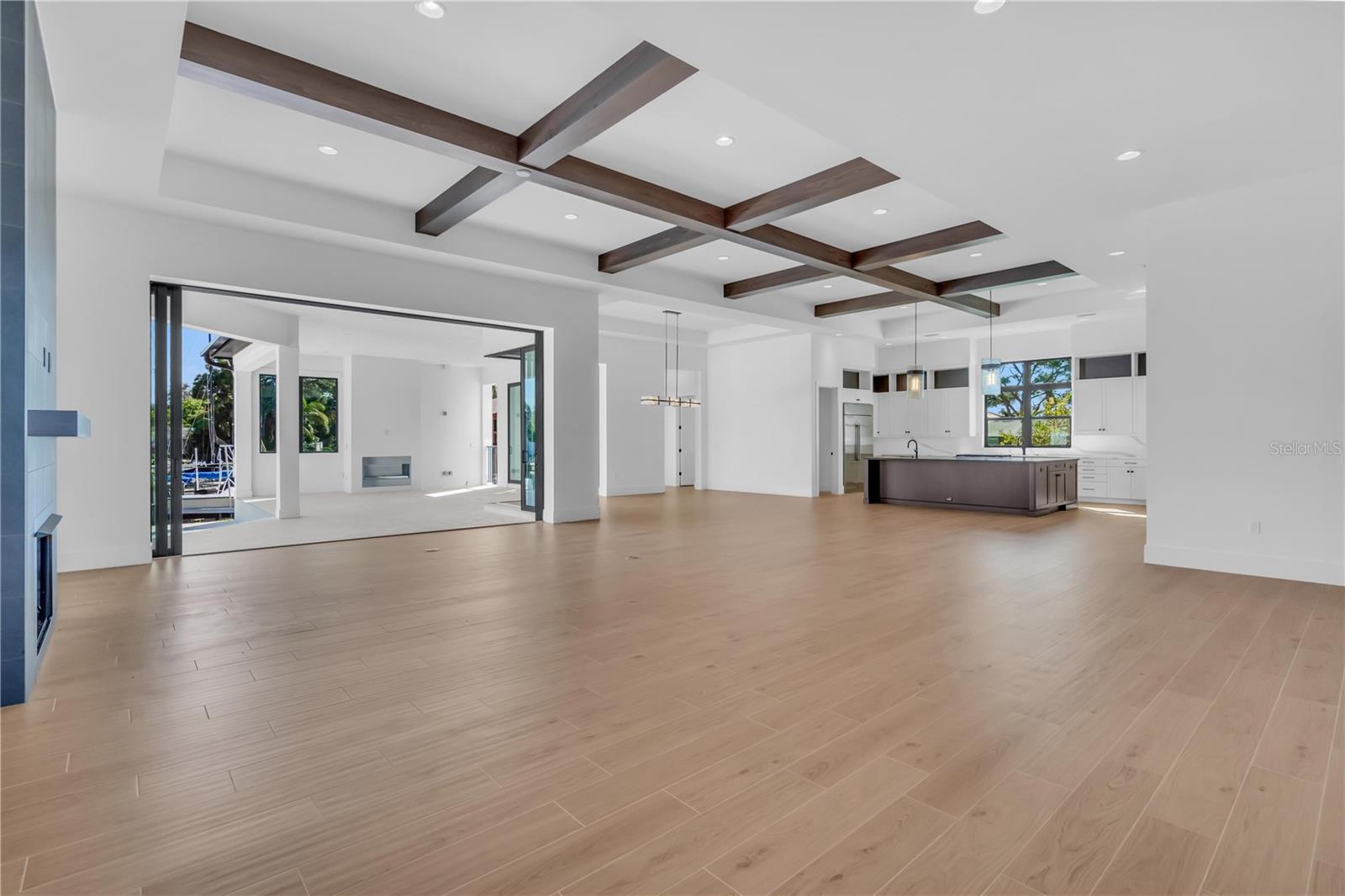 7125 WESTMORELAND DR