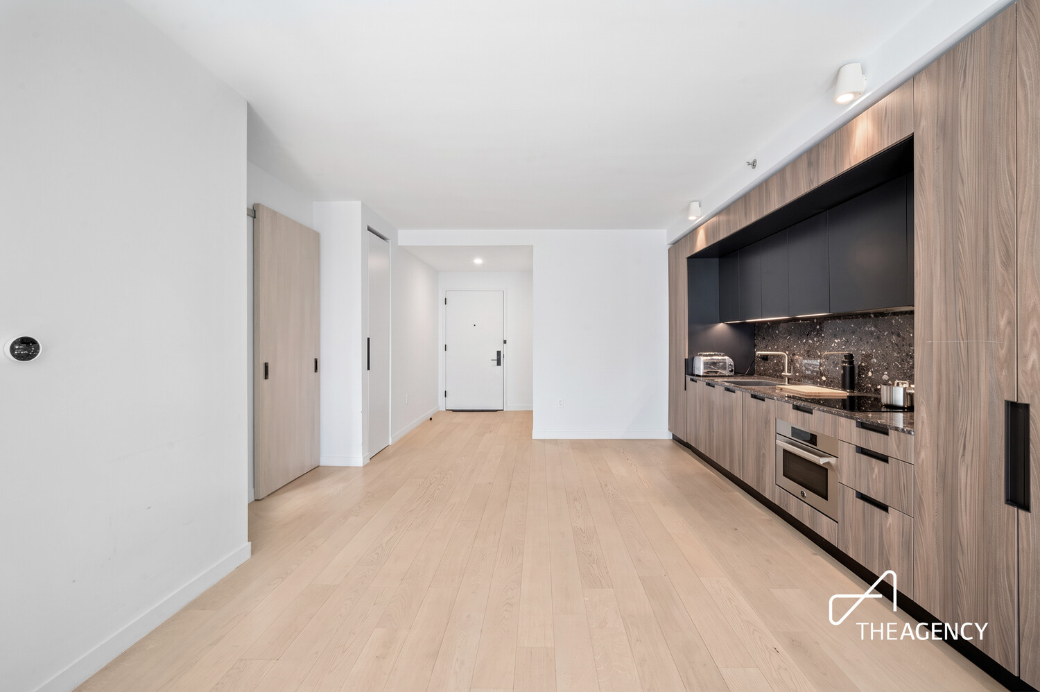 181 E 101ST Street 808