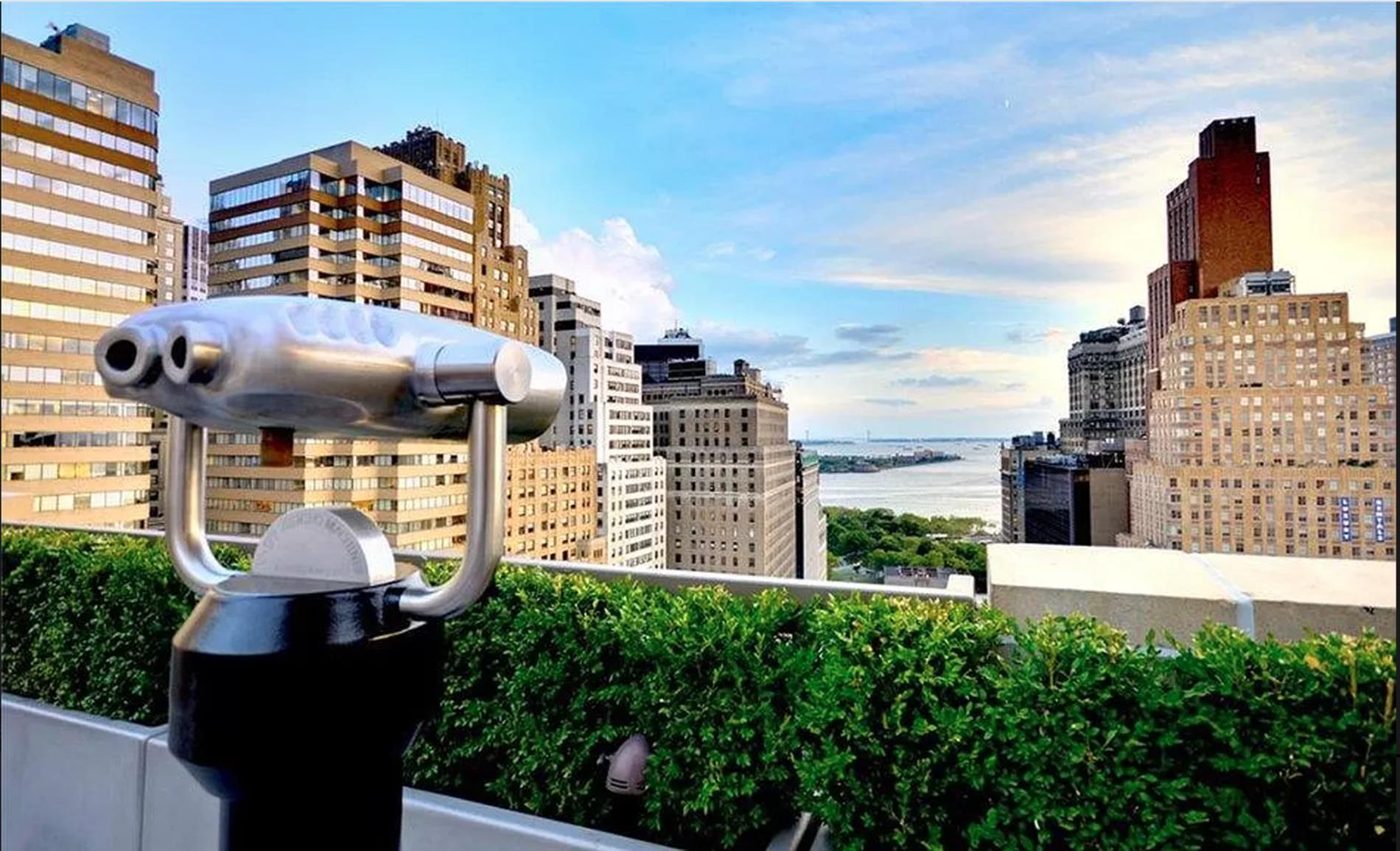 88 Greenwich Street 317