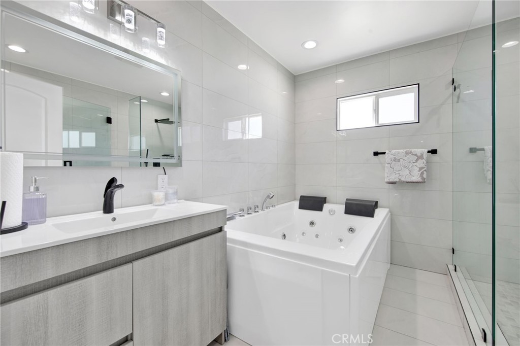 6251 Willowcrest Avenue