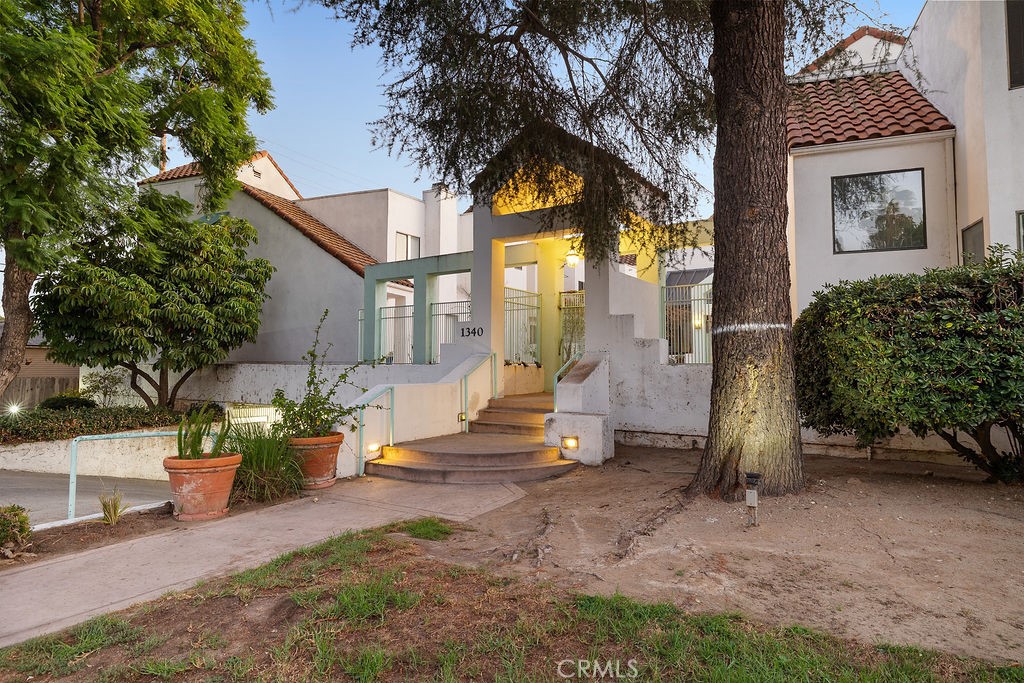 1340 Glenwood Road 8