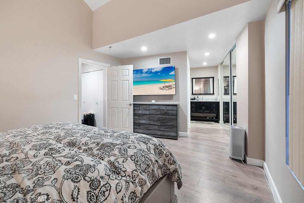 1340 Glenwood Road 8