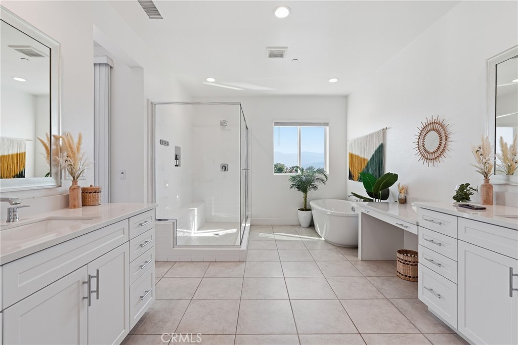 84675 Lago Breeza Drive