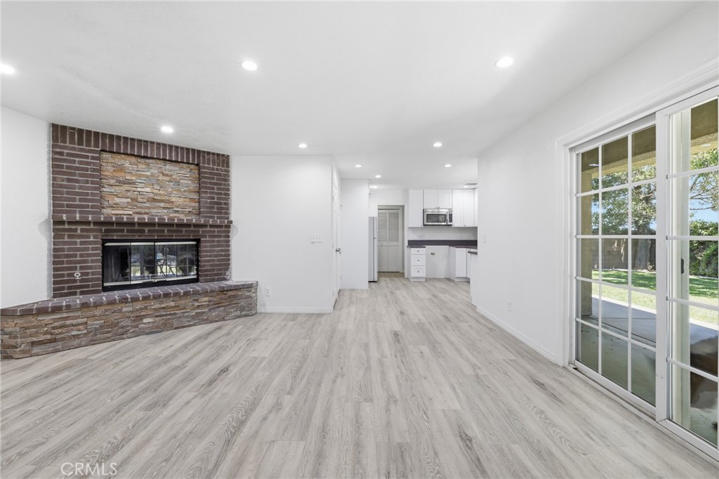 41050 13th Street W