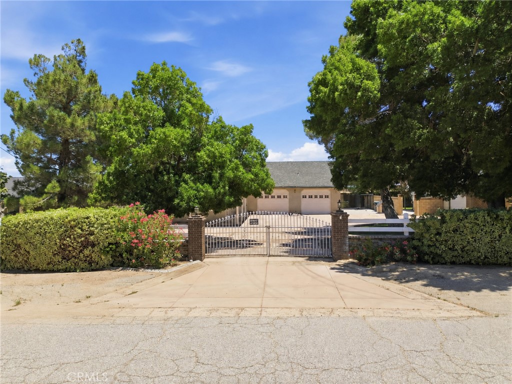41050 13th Street W