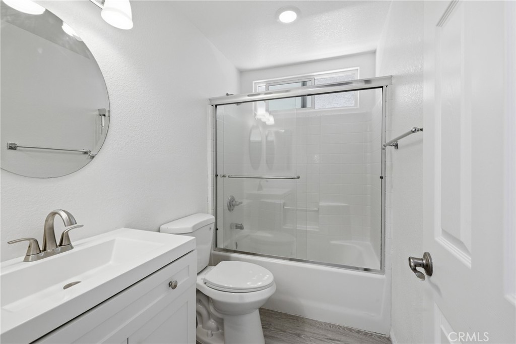 41050 13th Street W