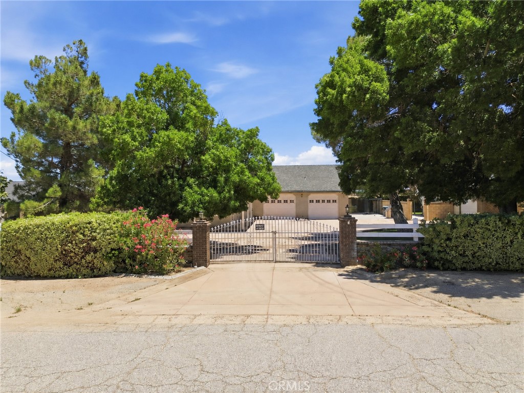 41050 13th Street W