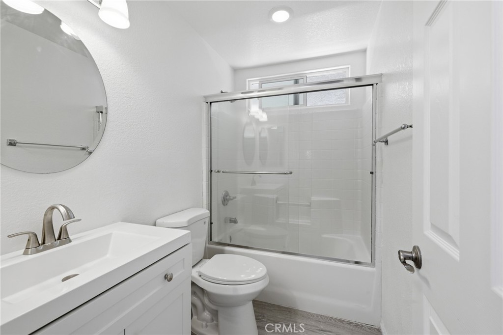 41050 13th Street W
