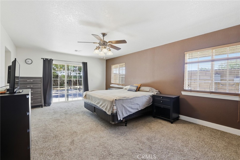 41050 13th Street W