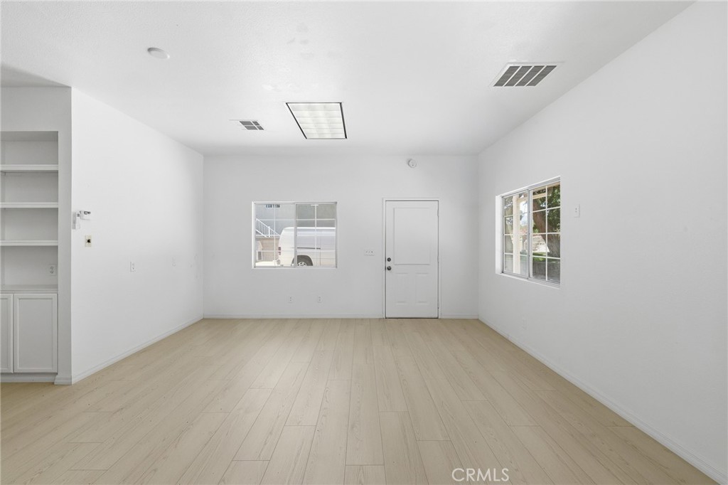 41050 13th Street W