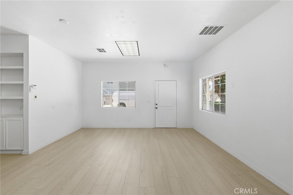 41050 13th Street W