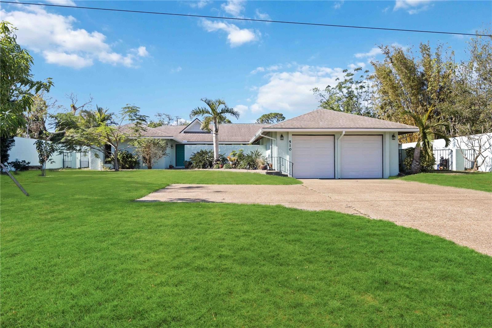 510 WESTLAKE DR