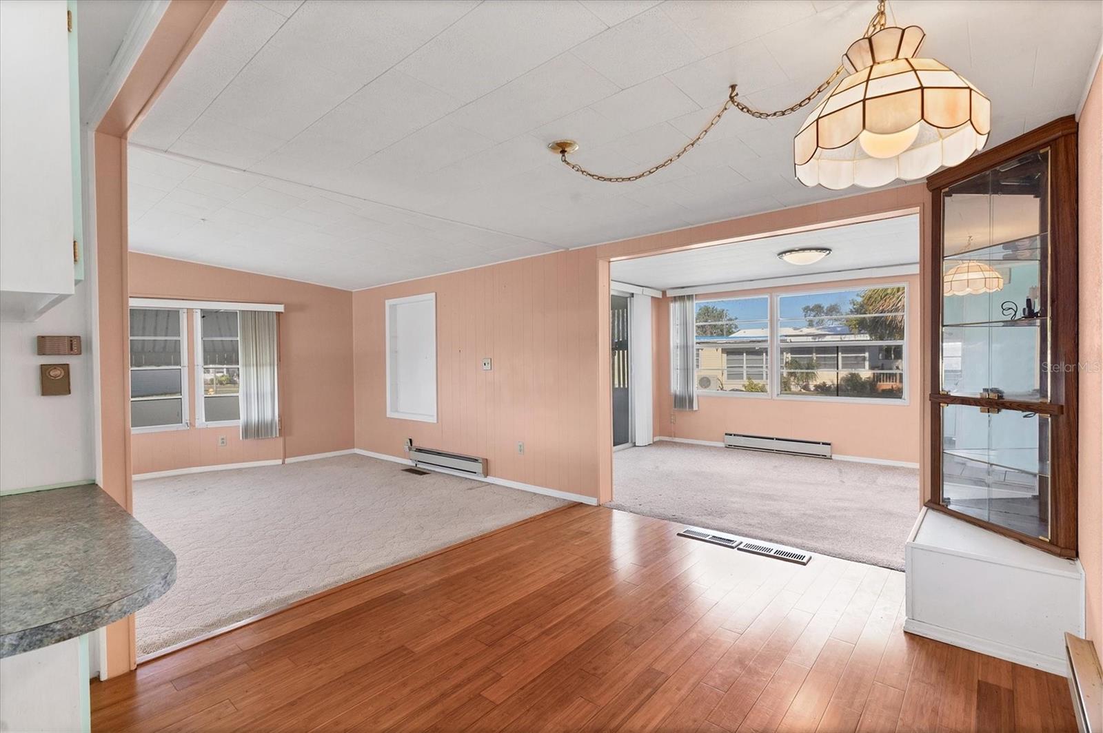 1224 41ST AVENUE DR E