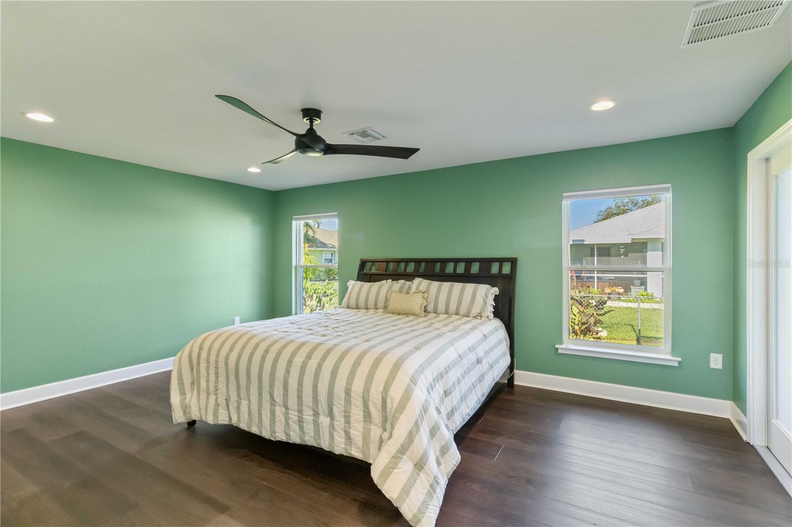 364 GARDEN RD
