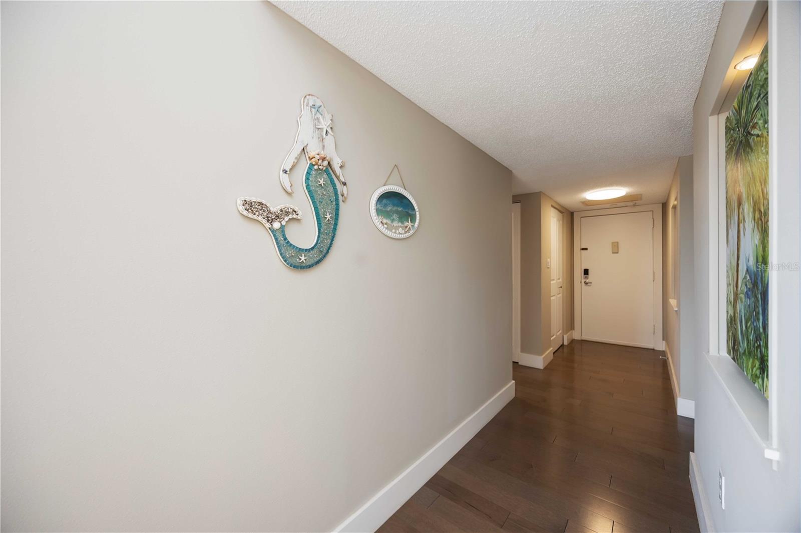 1050 LONGBOAT CLUB RD #204