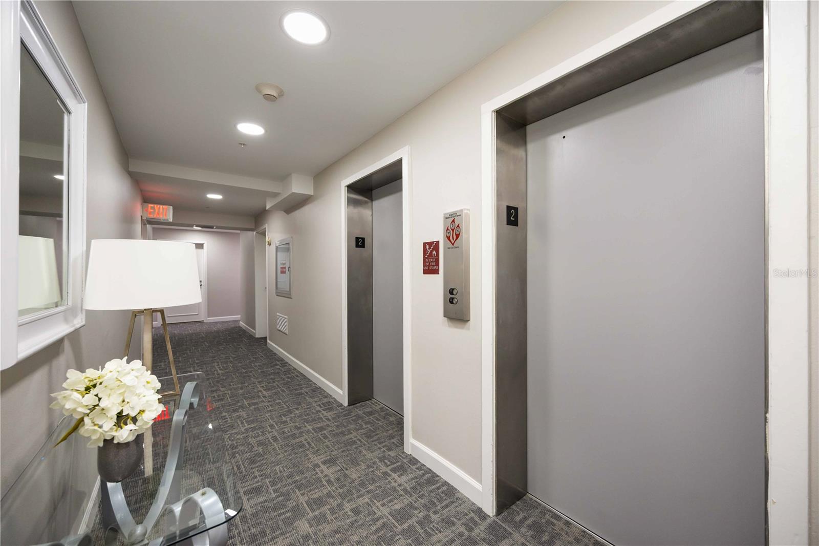 1050 LONGBOAT CLUB RD #204