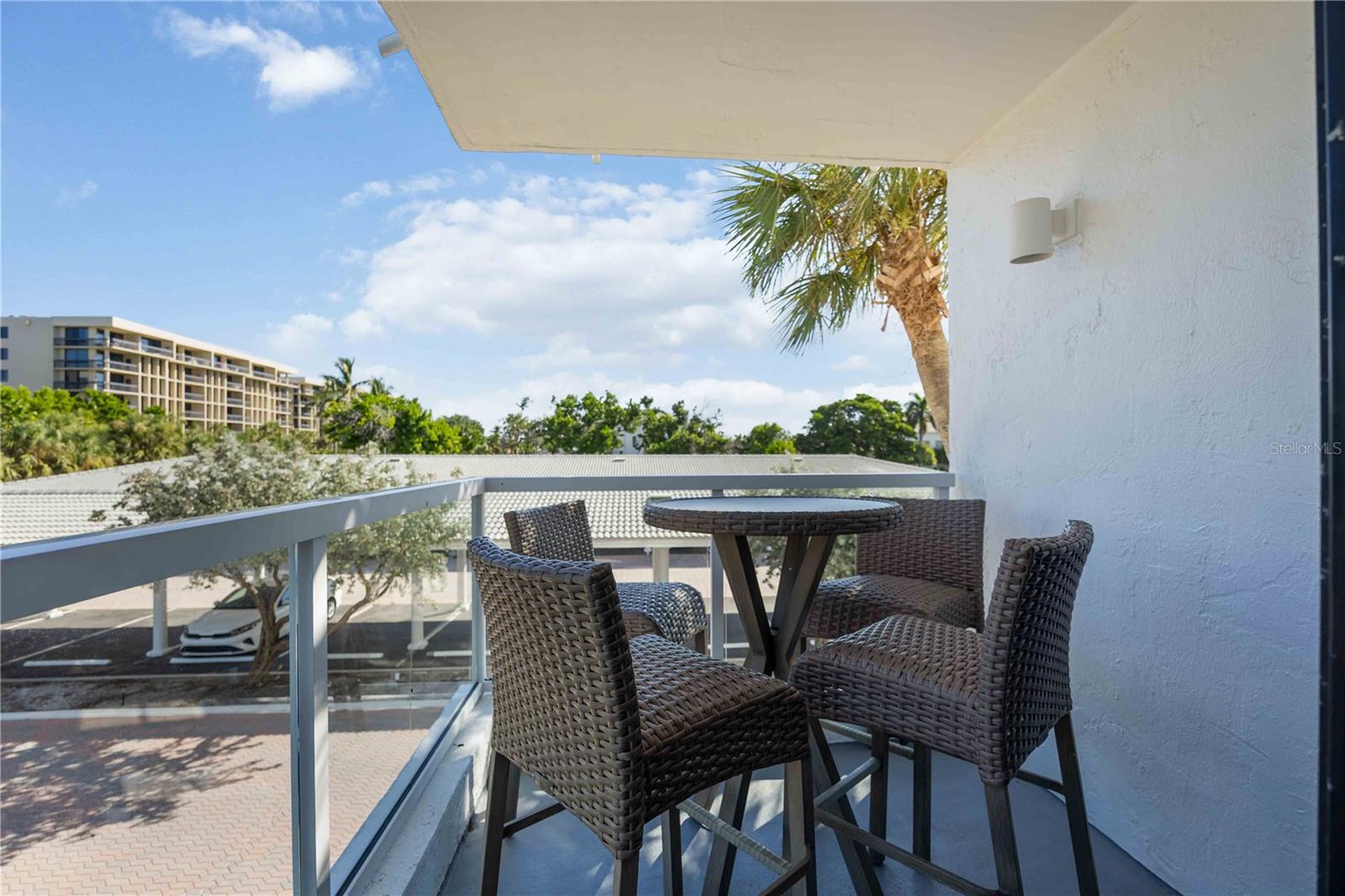 1050 LONGBOAT CLUB RD #204