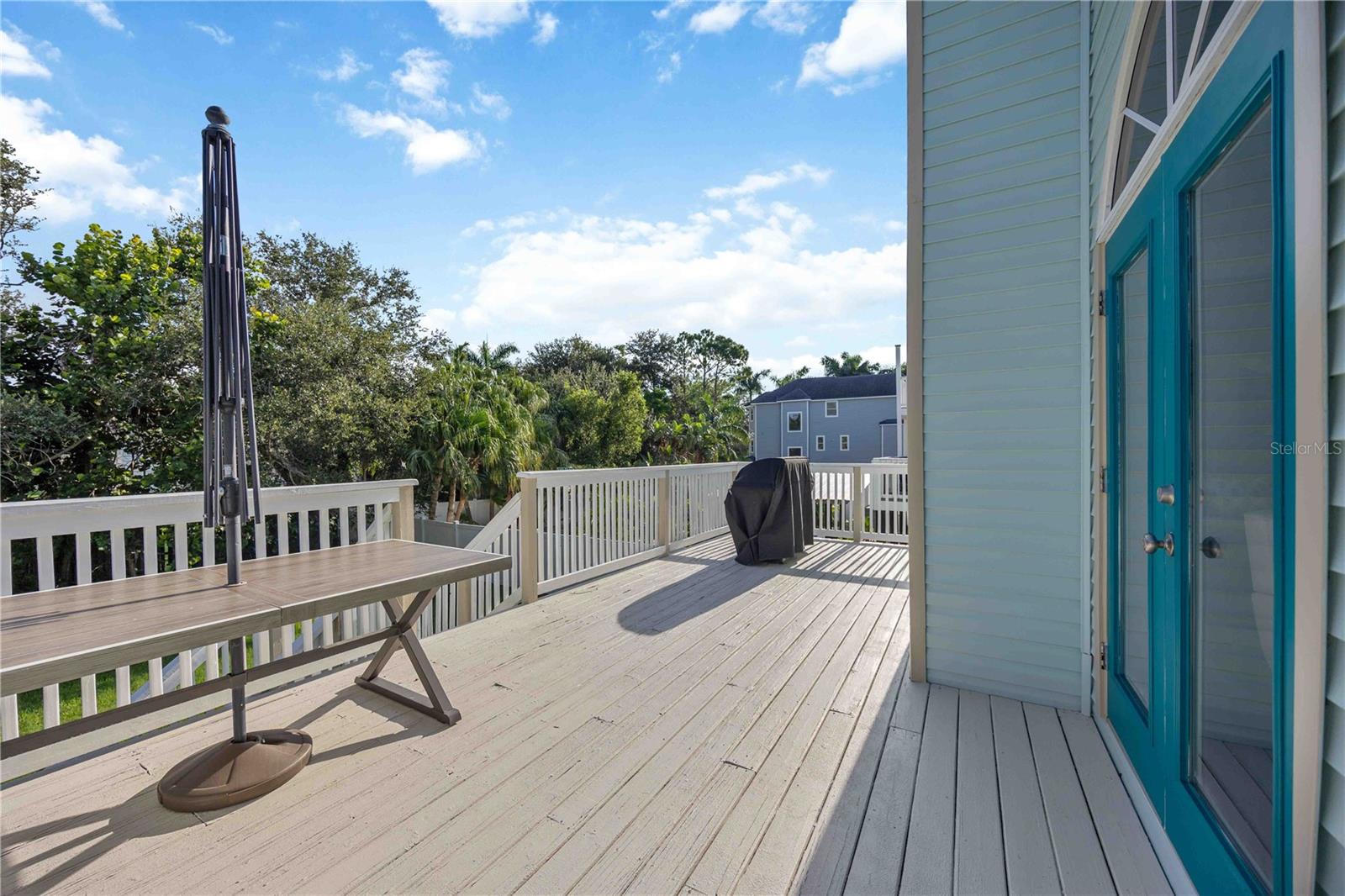 13951 HARBOR VIEW DR