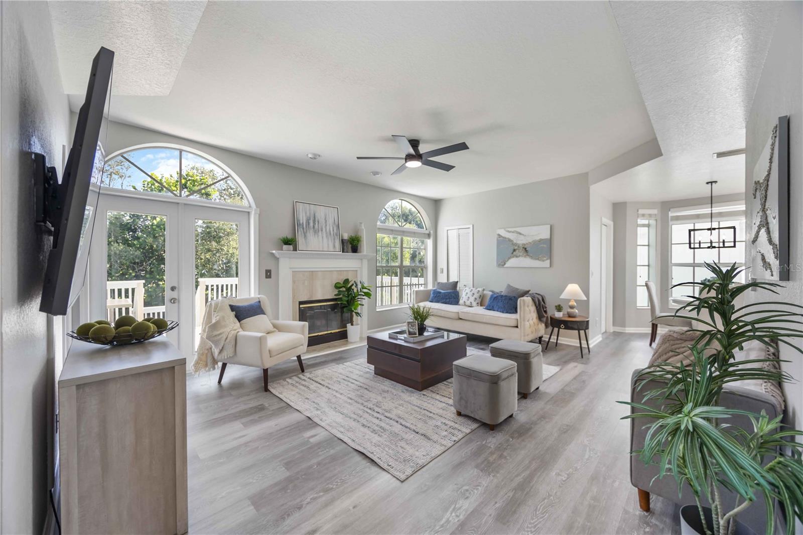 13951 HARBOR VIEW DR