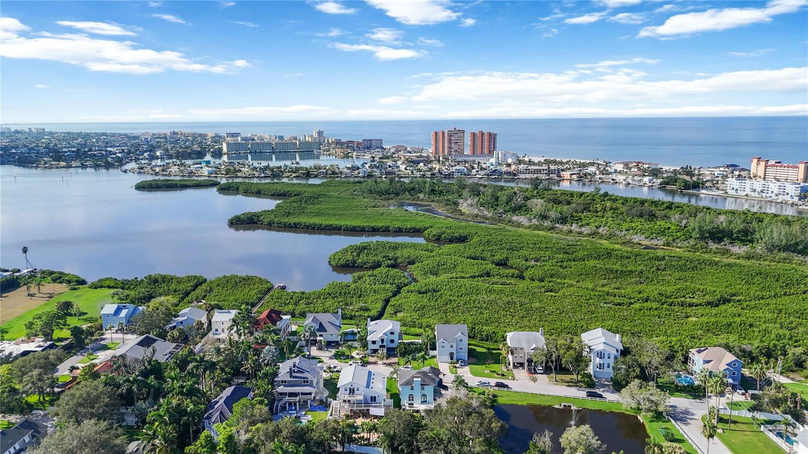 13951 HARBOR VIEW DR